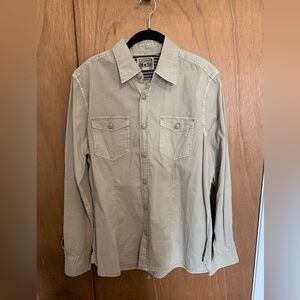 Men’s Converse Converse One Star Beige Shirt size Medium.